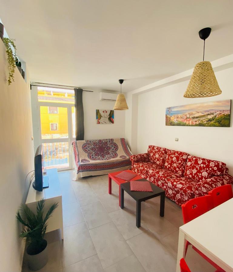 מאלגה Apartamentos Chuita Playa מראה חיצוני תמונה