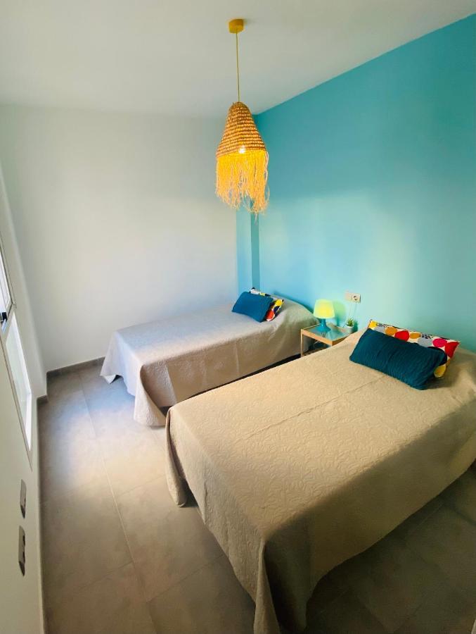 מאלגה Apartamentos Chuita Playa מראה חיצוני תמונה