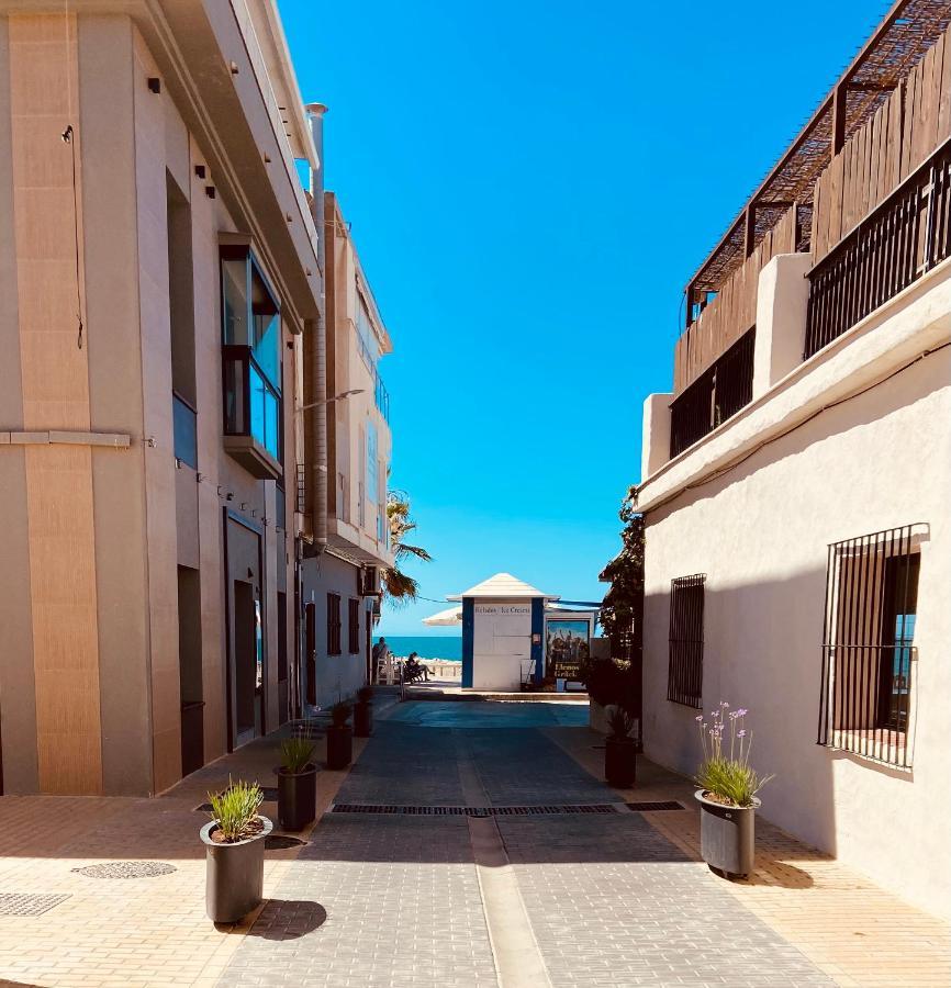 מאלגה Apartamentos Chuita Playa מראה חיצוני תמונה