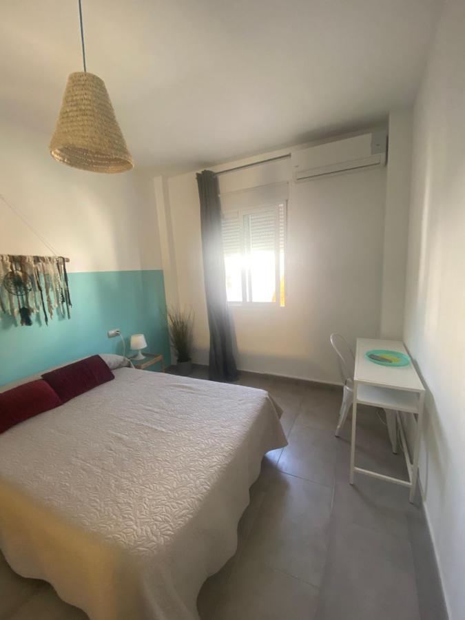 מאלגה Apartamentos Chuita Playa מראה חיצוני תמונה