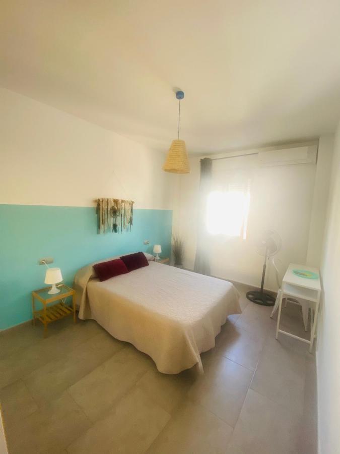 מאלגה Apartamentos Chuita Playa מראה חיצוני תמונה
